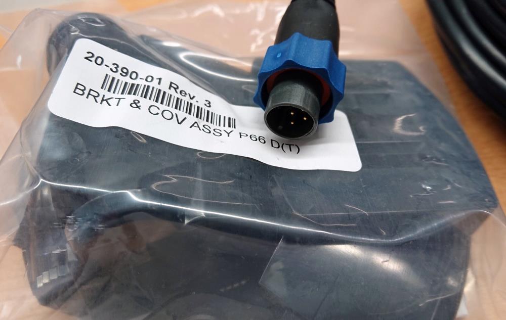 AIRMAR - P66 DT - 50/200 kHz Trolling-Geber Blauer Stecker